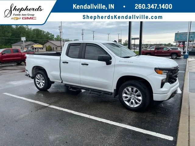 2024 Chevrolet Silverado 1500 Custom 4X4 Double Cab Std Box's photo
