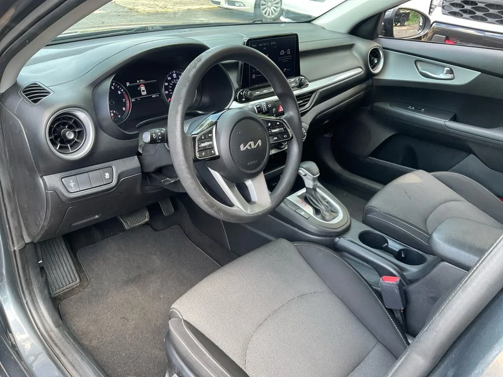 Used 2023 Gray Kia LXS image 21