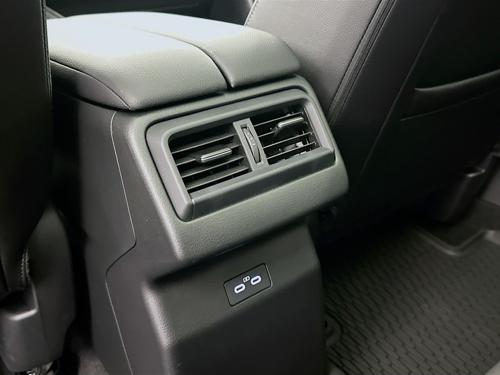 New 2026 Wind Chill Pearl Mazda Preferred AWD image 26