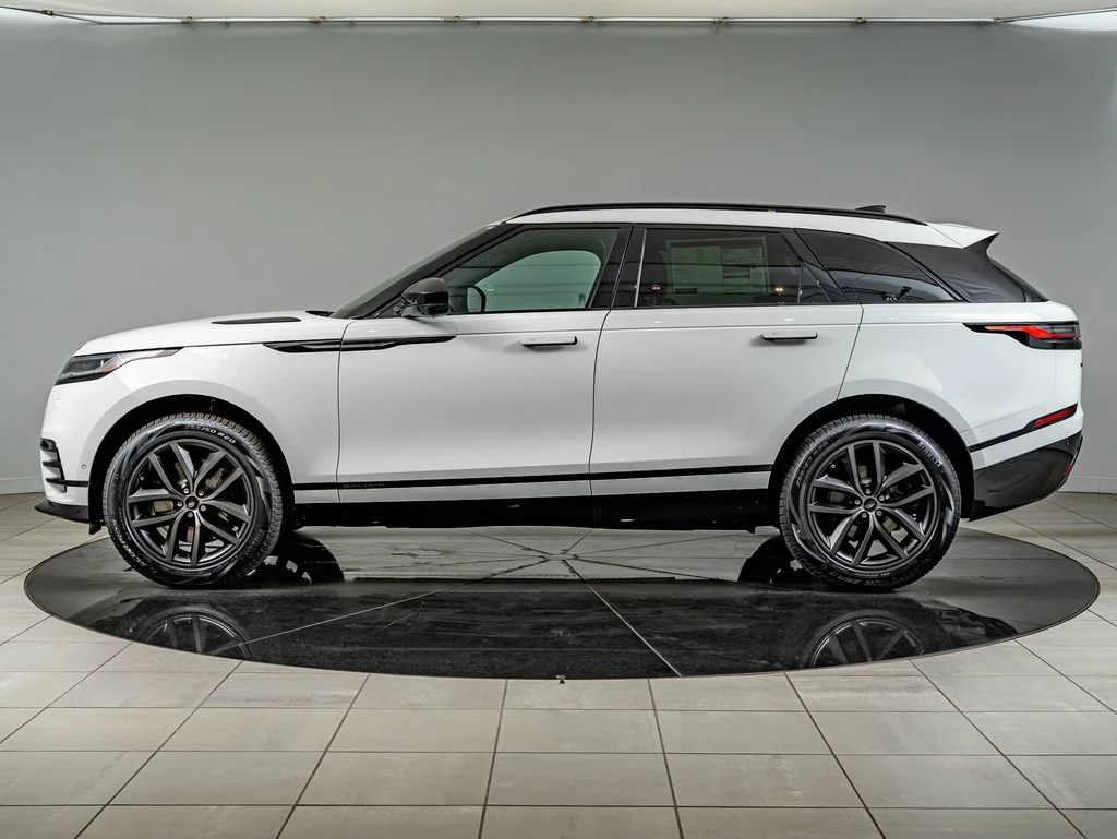 New 2026 Fuji White Land Rover Belgravia Edition image 8