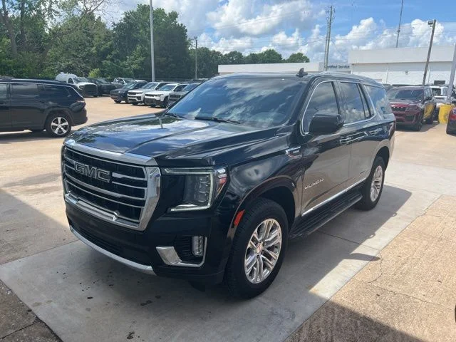 2023 GMC Yukon 4WD SLT's photo
