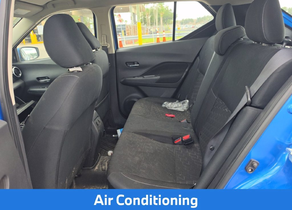 Used 2023 Blue Nissan SV image 8
