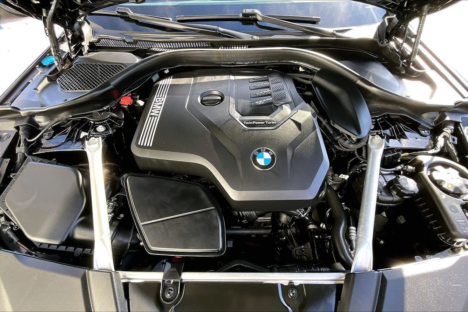 Used 2023 Black BMW 530i image 10