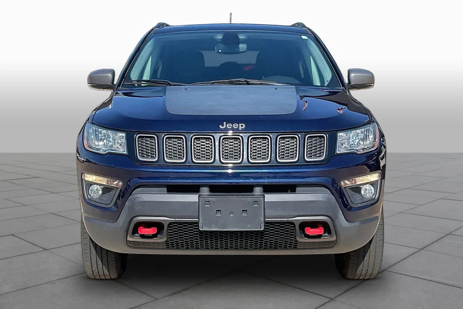 Used 2019 Jazz Blue Pearlcoat Jeep Trailhawk image 4
