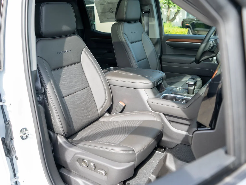 2026 GMC Sierra 1500 Denali - Photo 9