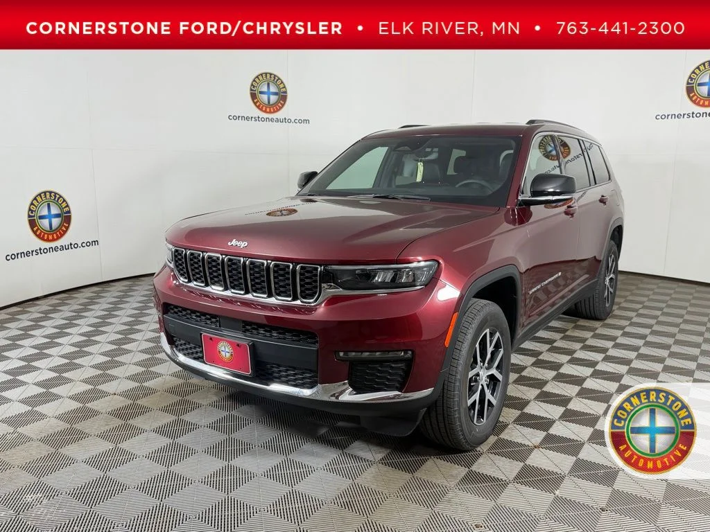 Used 2024 Velvet Red Pearlcoat Jeep Limited image 1
