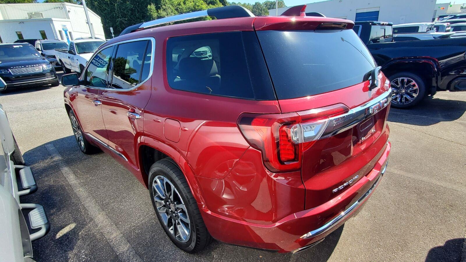 Used 2020 RED QUARTZ TINTCOAT GMC Denali image 9