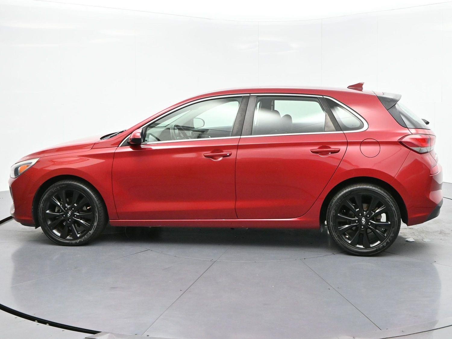 Used 2019 Scarlet Red Pearl Hyundai Auto image 4