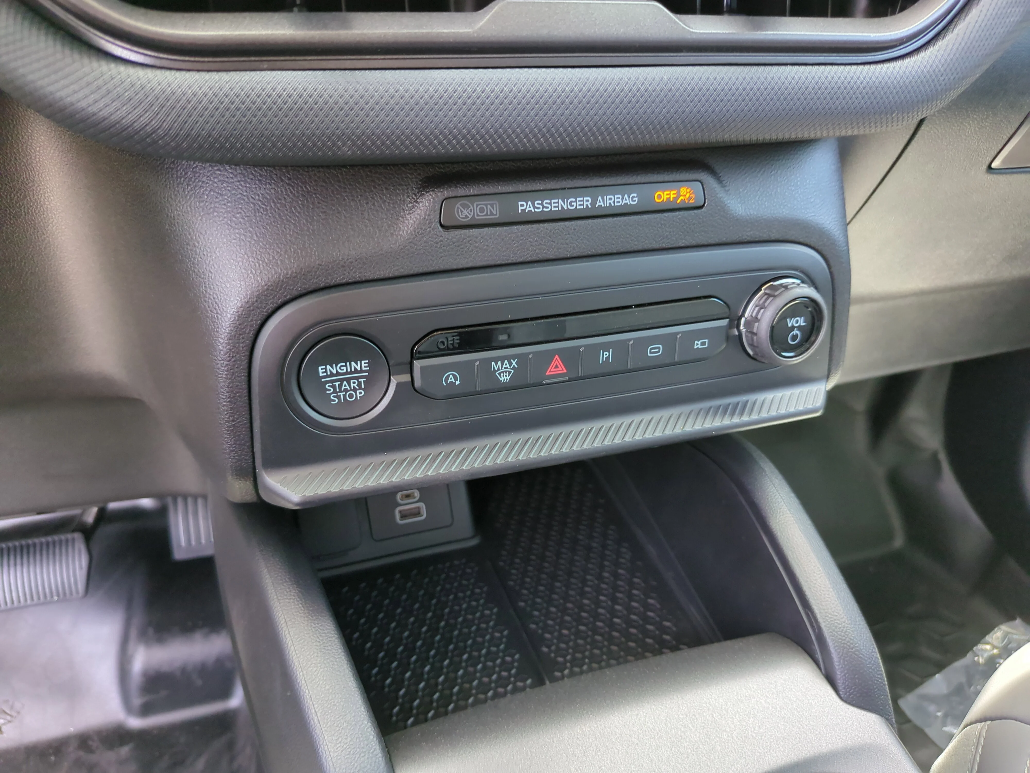 New 2026 Azure Gray Metallic Tri-Coat Ford Badlands® image 24