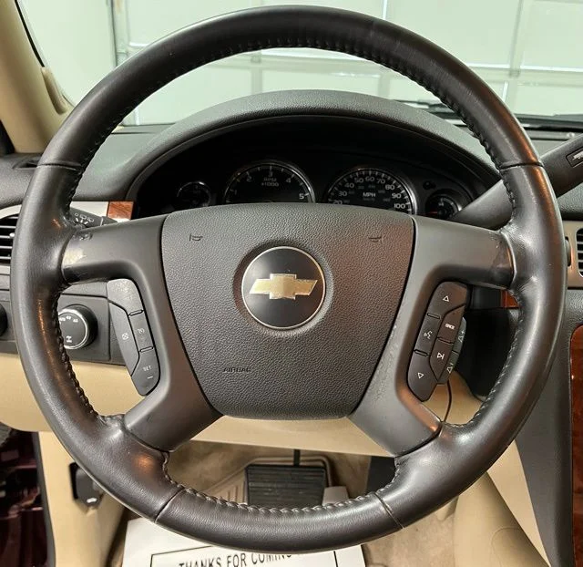 Used 2008 Red Chevrolet LTZ image 26