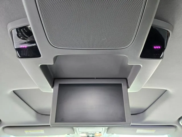 Used 2023 Black Honda Touring image 17