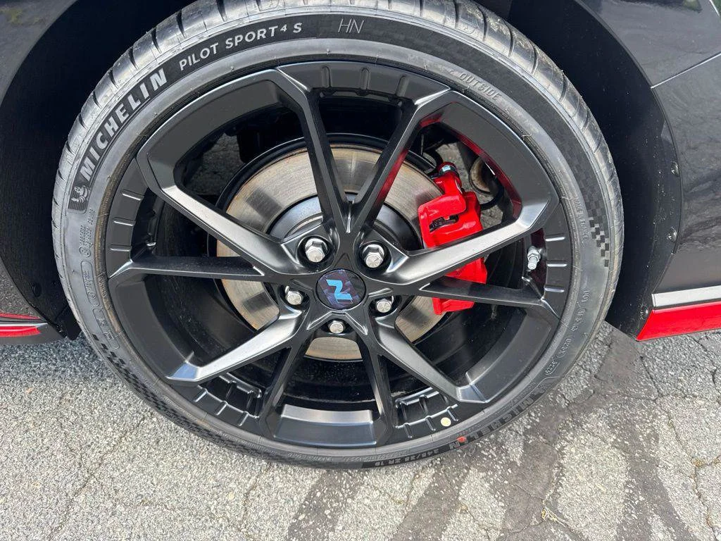 New 2026 Black Hyundai Base image 12