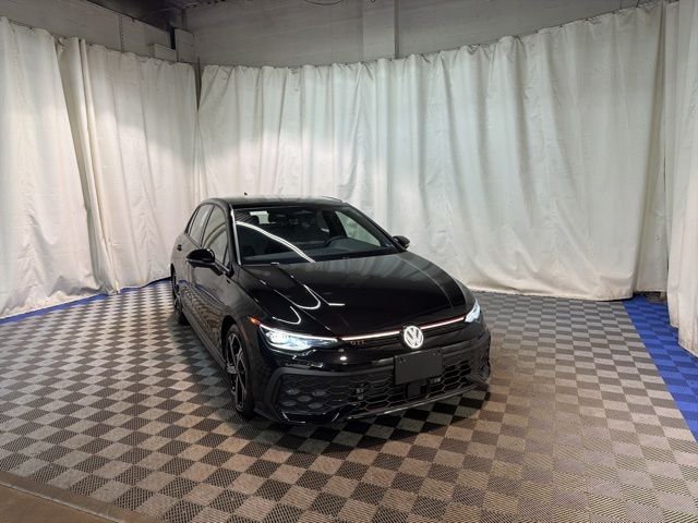 2026 Volkswagen Golf GTI 2.0T SE 4-door DSG's photo