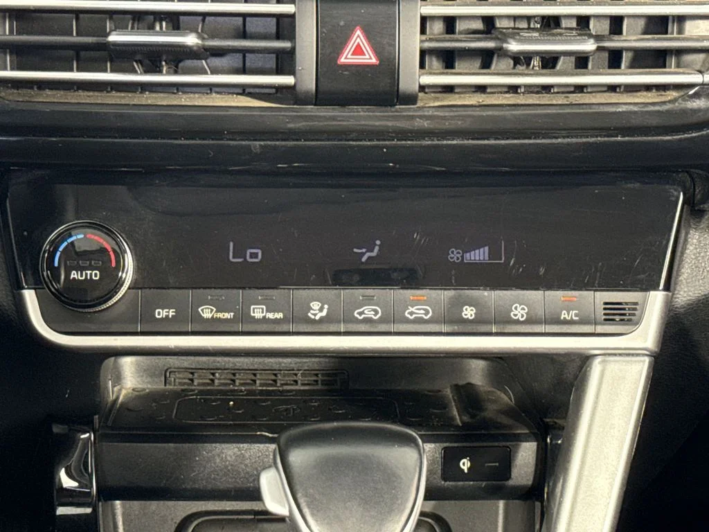 Used 2021 Blue Kia EX image 21