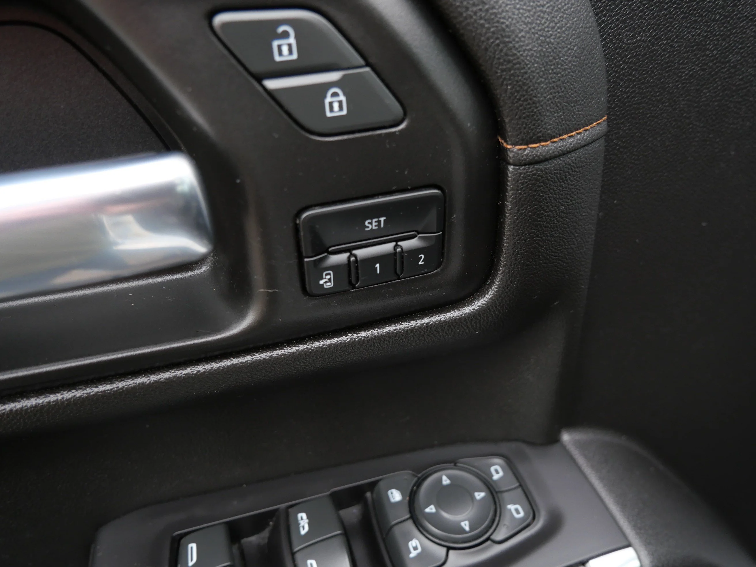 Used 2021 Summit White GMC AT4 image 22