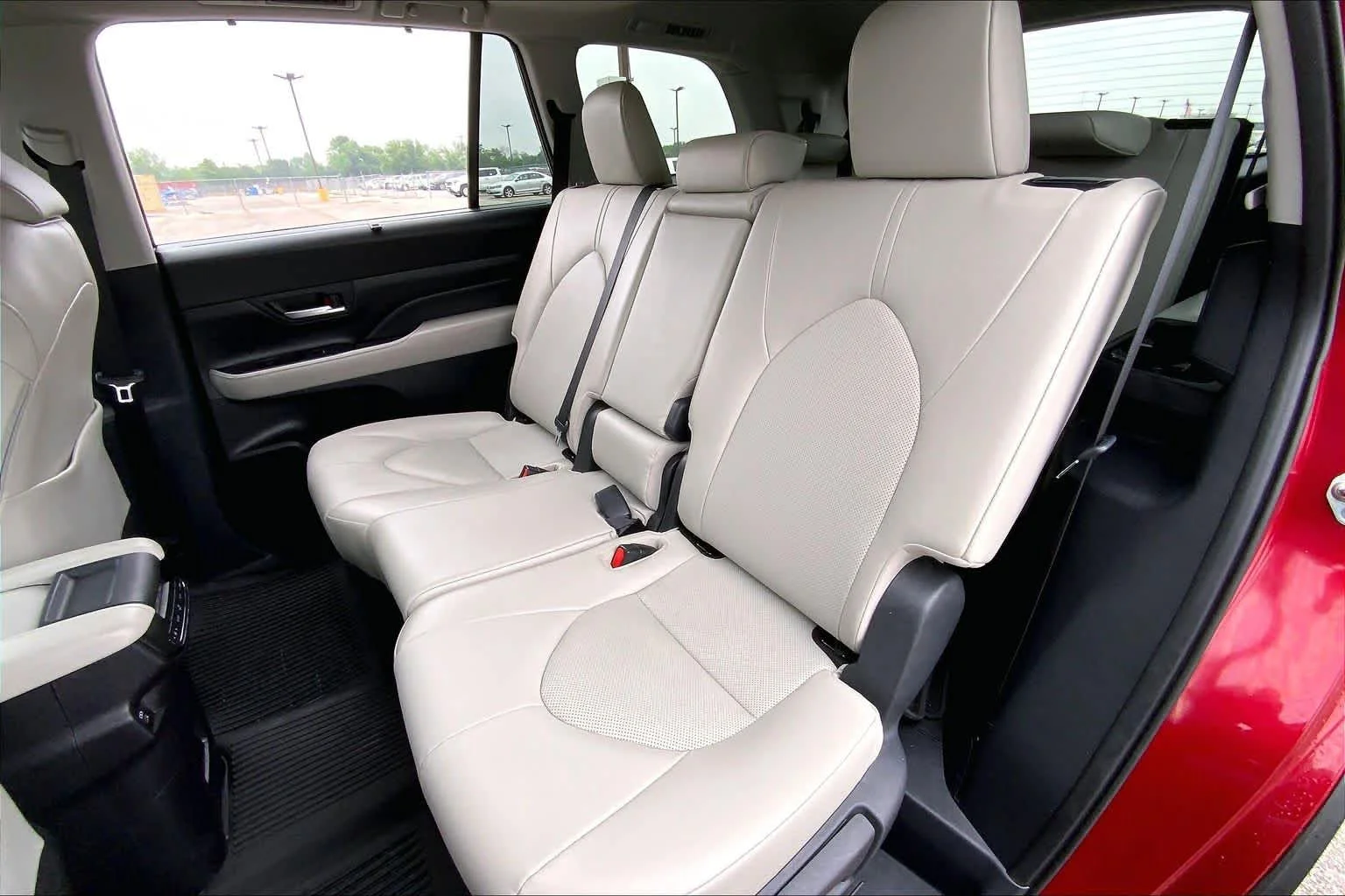 Used 2024 Ruby Flare Pearl Toyota XLE image 20