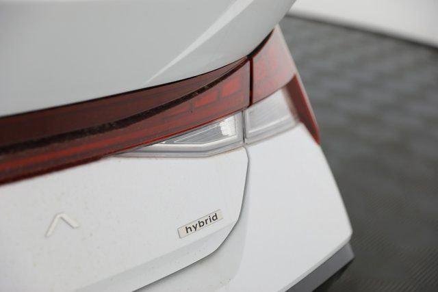 2025 Hyundai Elantra Limited - Photo 63