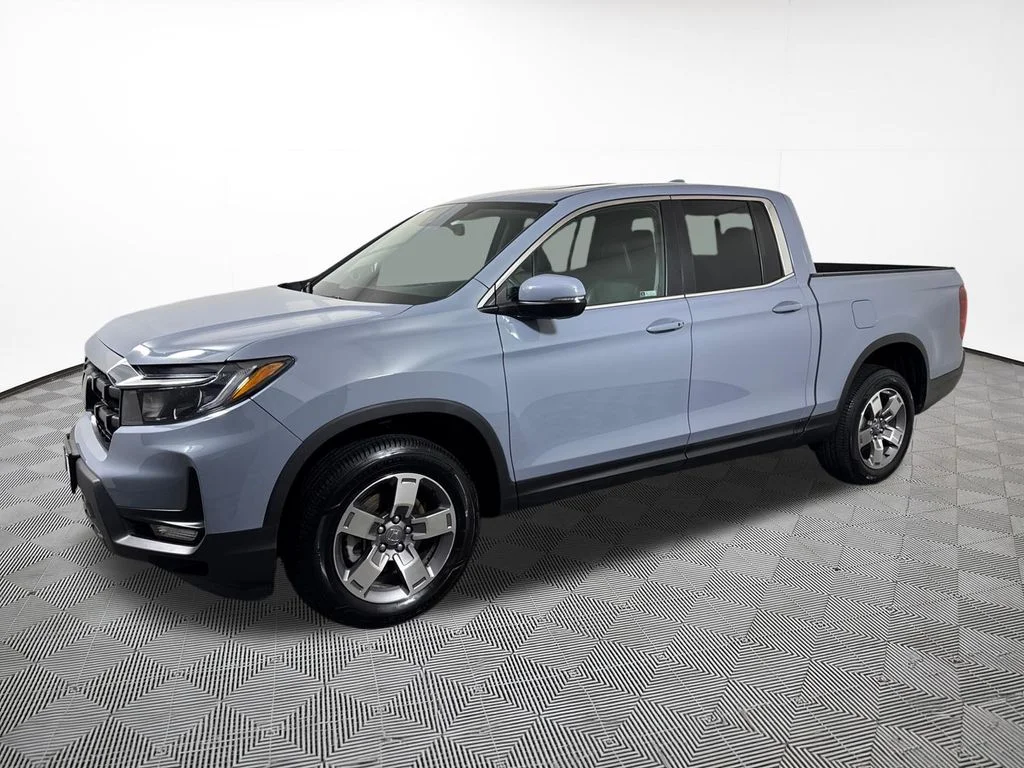 Certified Used 2024 Gray Honda RTL image 2