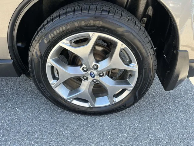 Used 2018 Brown Subaru 2.5i Touring image 21