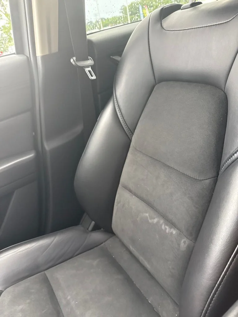 Used 2019 White Mazda Touring image 3
