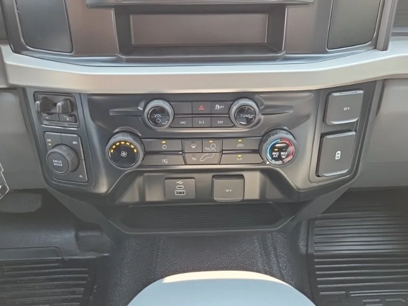 New 2026 White Ford XL image 28