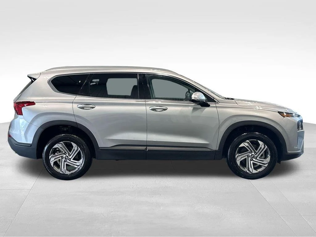 Used 2023 Shimmering Silver Hyundai SEL image 8