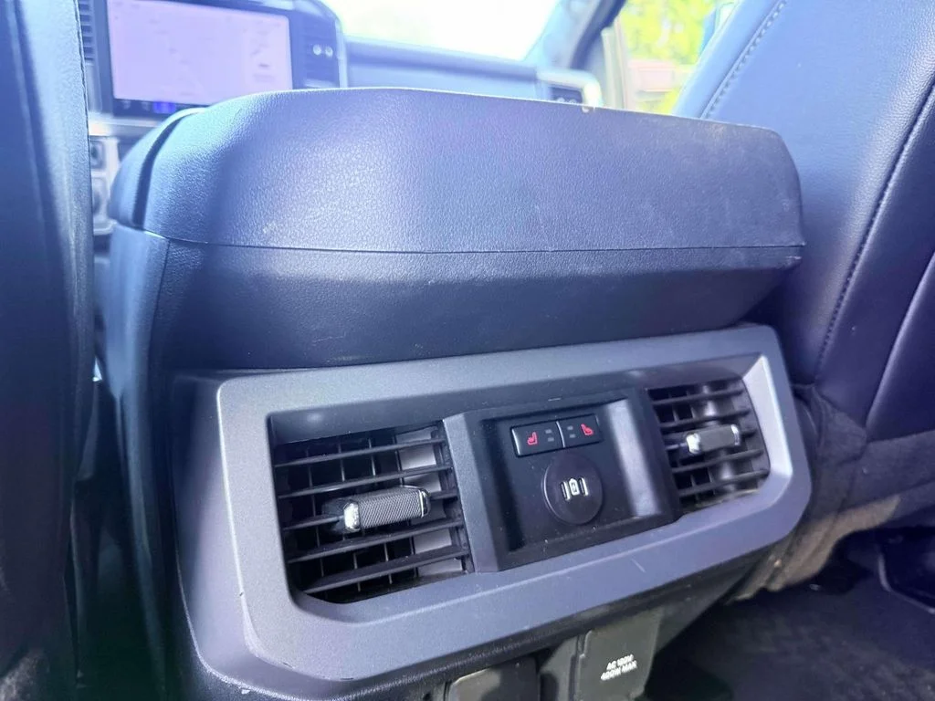 Used 2024 Gray Ford Lariat image 12