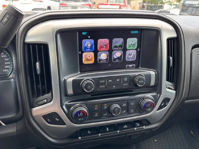 Used 2018 Silver GMC SLT image 13