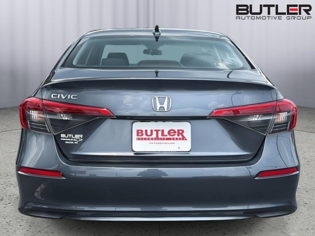 Used 2022 Meteorite Gray Metallic Honda LX image 5
