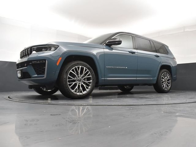 New 2026 Steel Blue Exterior Paint Jeep Summit image 21