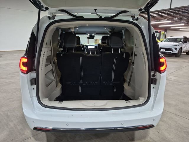 Used 2023 Bright White Clearcoat Chrysler Touring L image 24