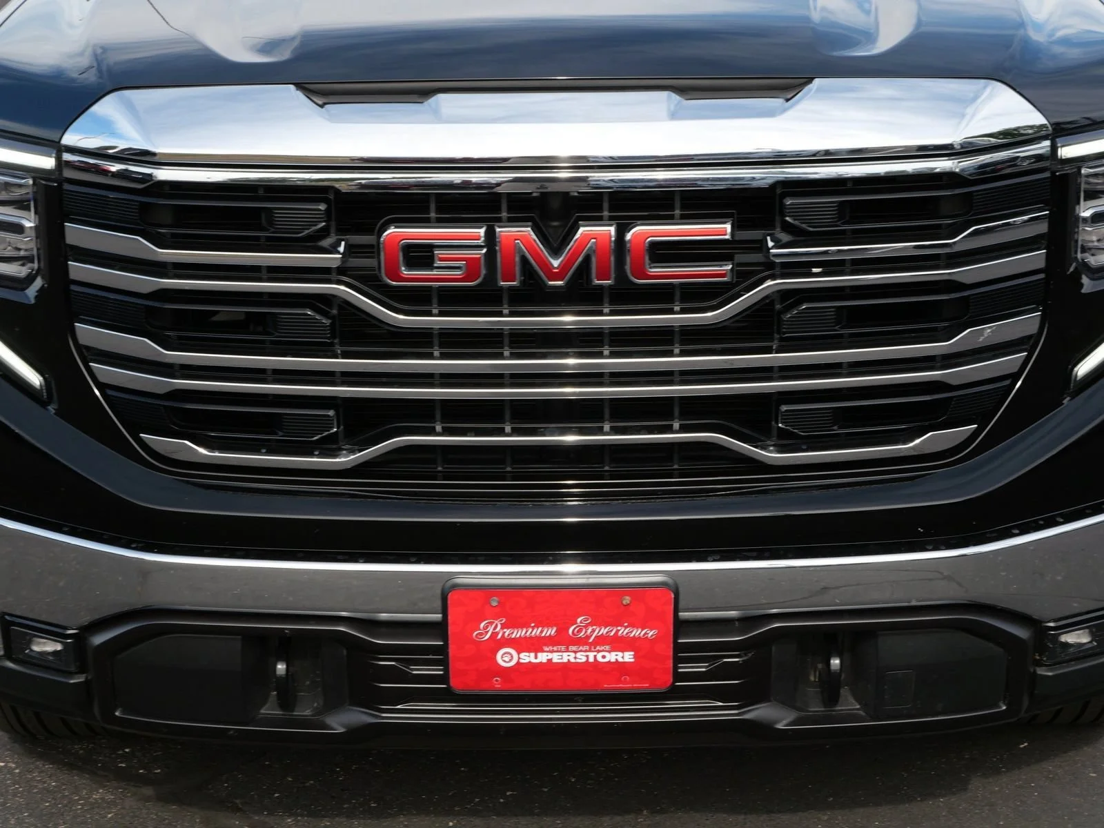 Certified Used 2026 Onyx Black GMC SLT image 8
