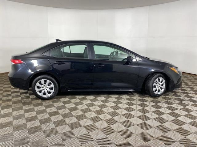 2023 Toyota Corolla LE - Photo 11