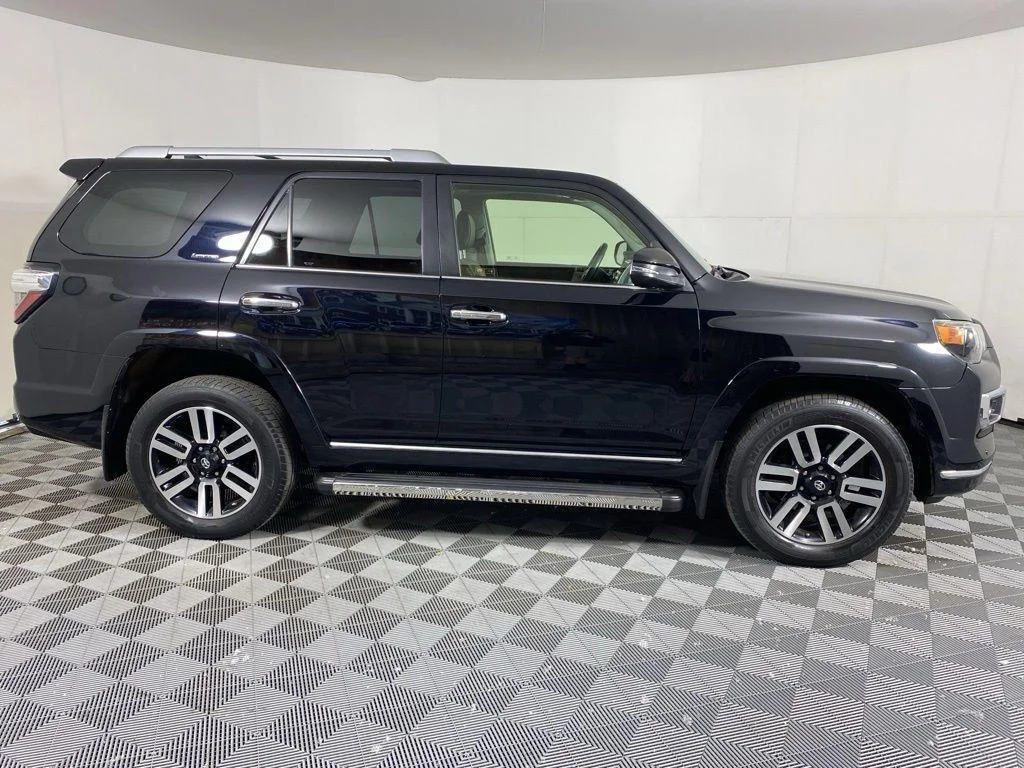 Used 2016 Midnight Black Metallic Toyota Limited image 3