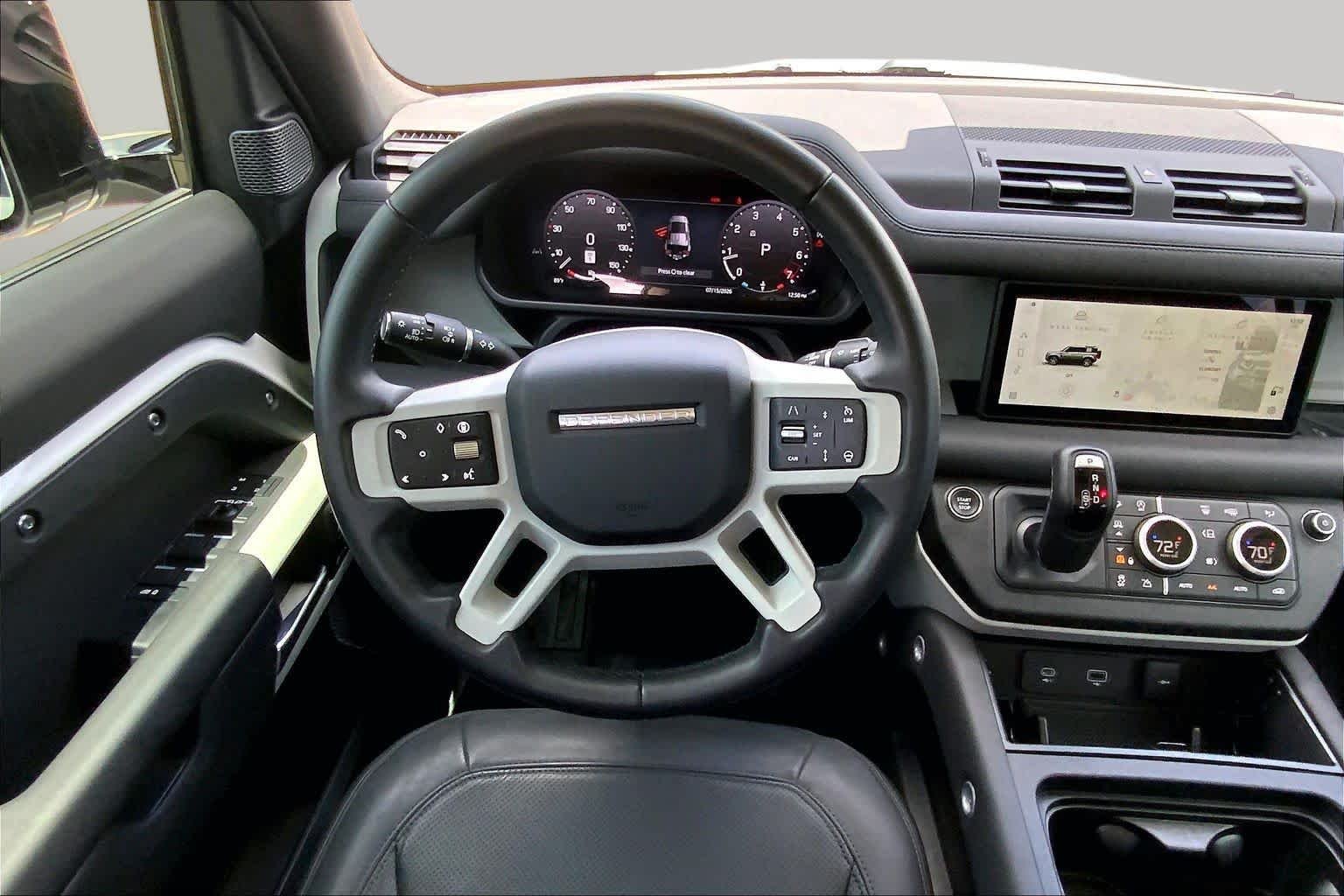 Used 2024 Fuji White Land Rover S image 6