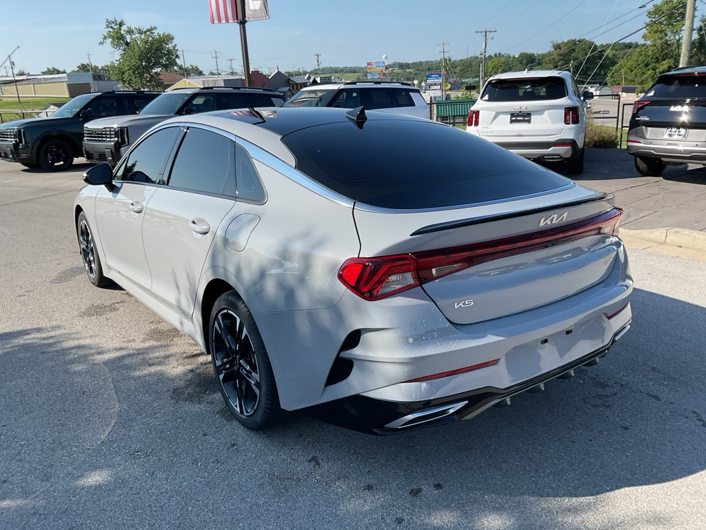 Certified Used 2023 Wolf Gray Kia GT-Line image 8