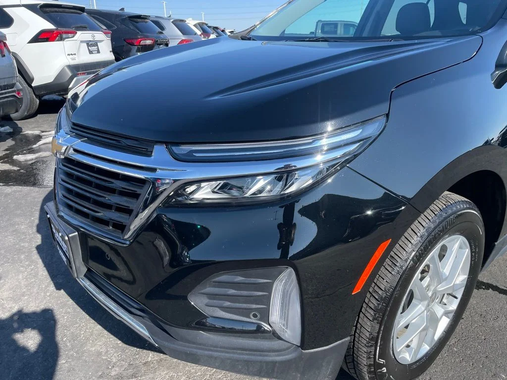 Used 2024 Mosaic Black Metallic Chevrolet LT image 34