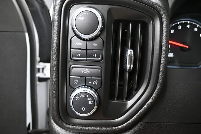 Used 2025 White GMC Pro image 31