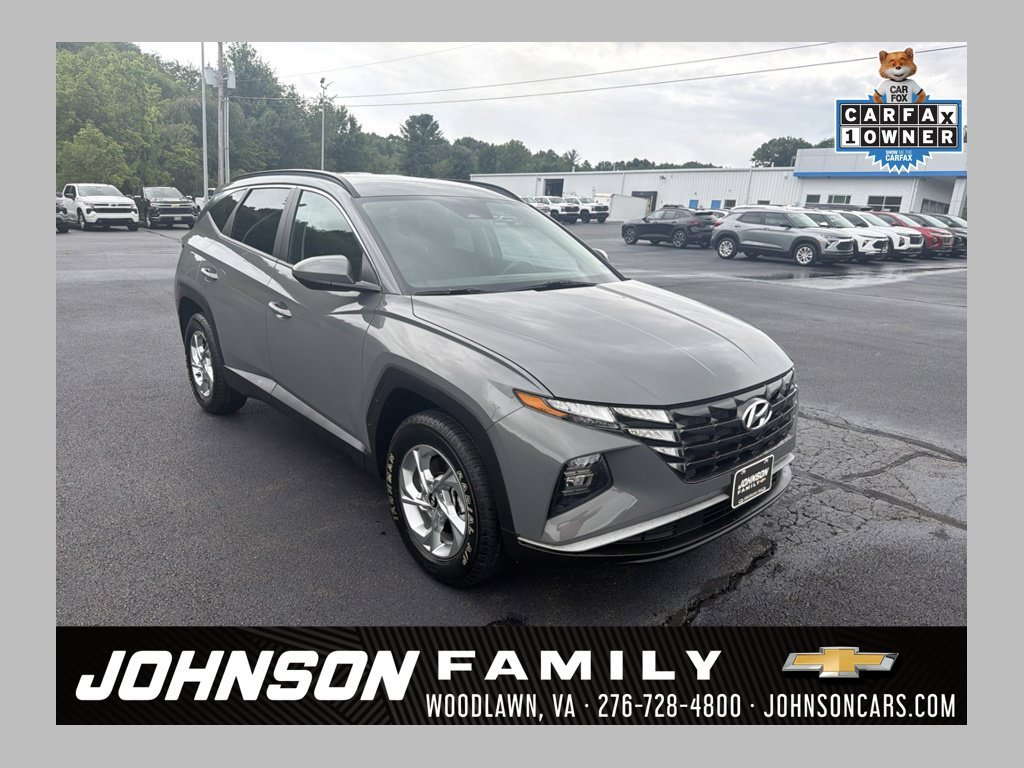 Used 2024 Gray Hyundai SEL image 1