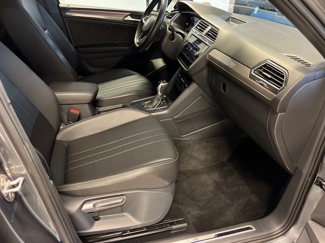 Certified Used 2023 Gray Volkswagen 2.0T SE R-Line Black image 10