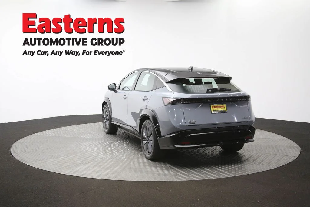 Used 2023 Gray Nissan ENGAGE image 65