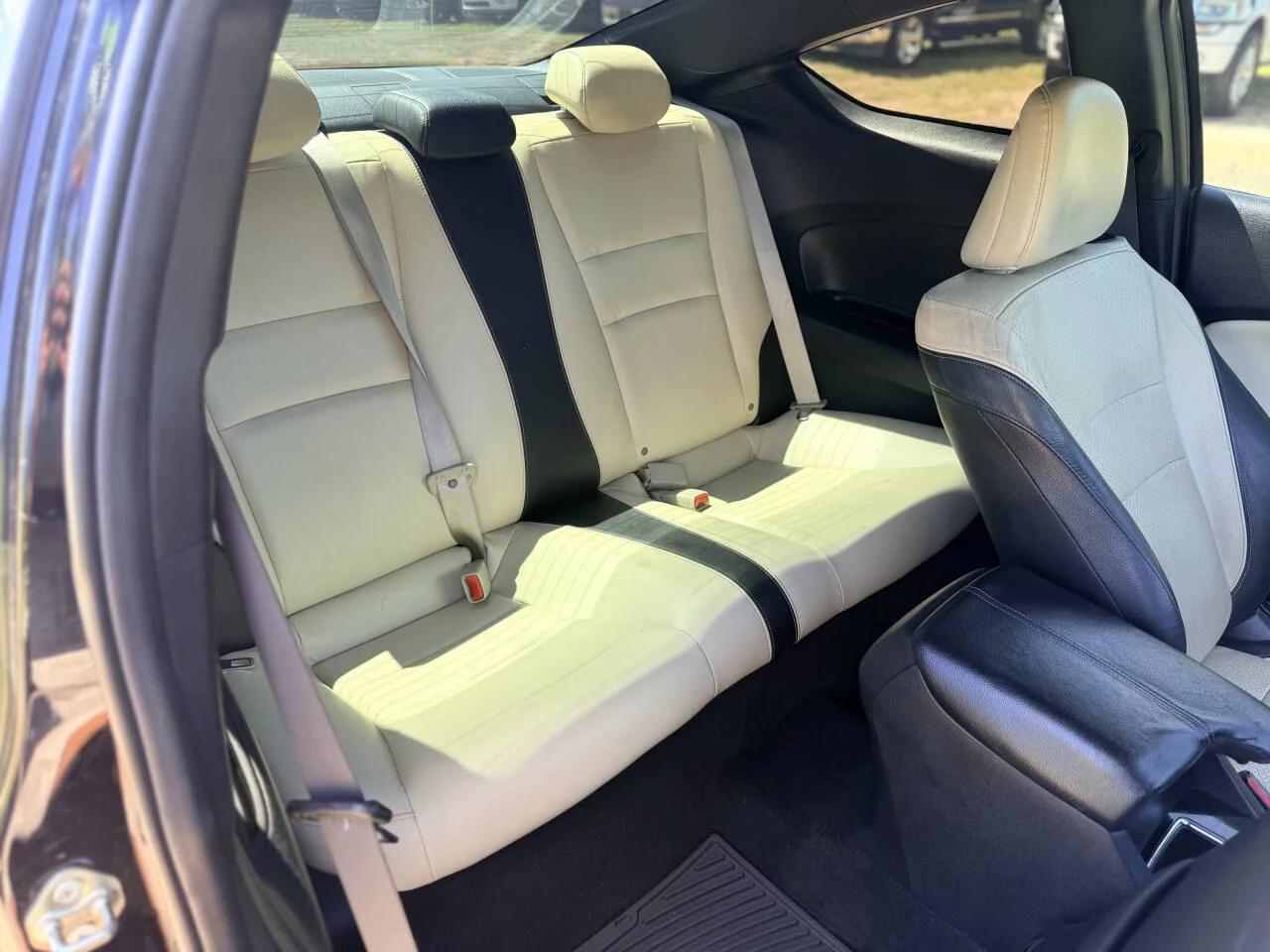 Used 2016 Black Honda EX L V6 2dr Coupe 6A image 14