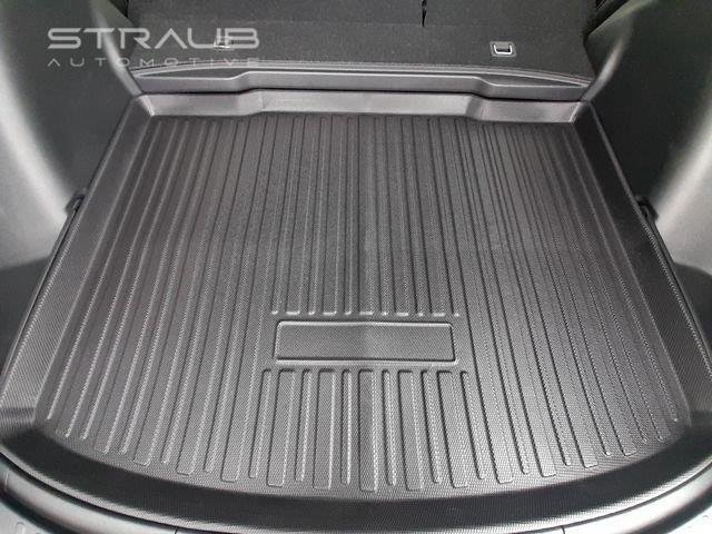 Used 2022 Platinum White Pearl Honda EX-L image 51