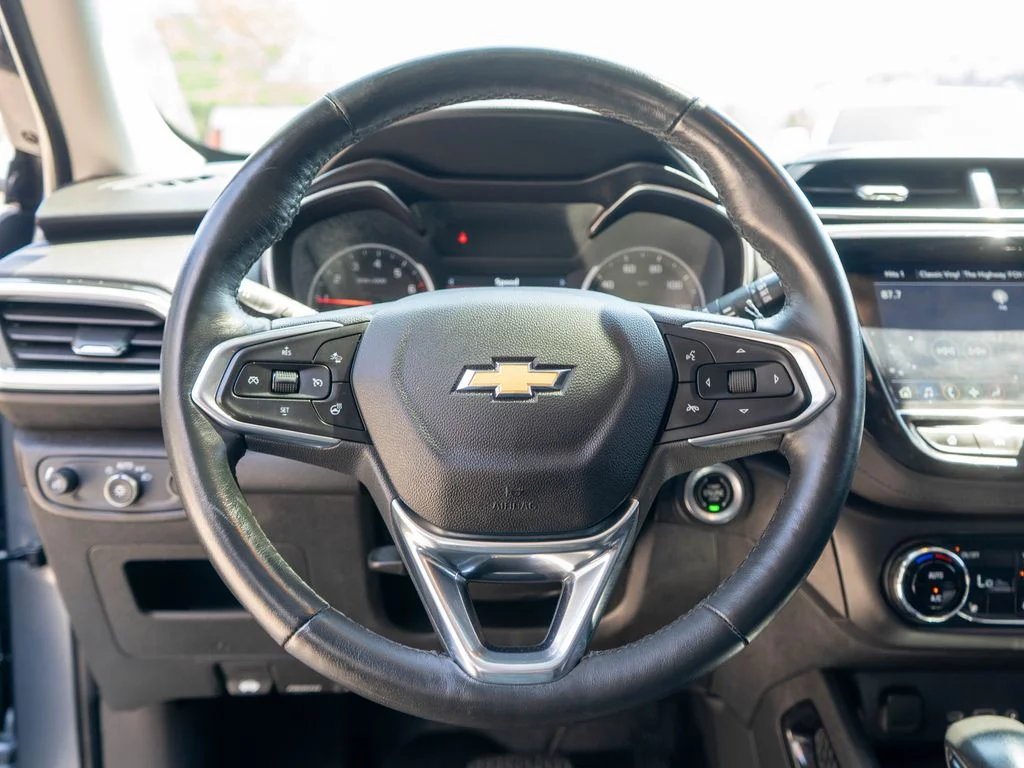 Used 2022 Gray Chevrolet LT image 15