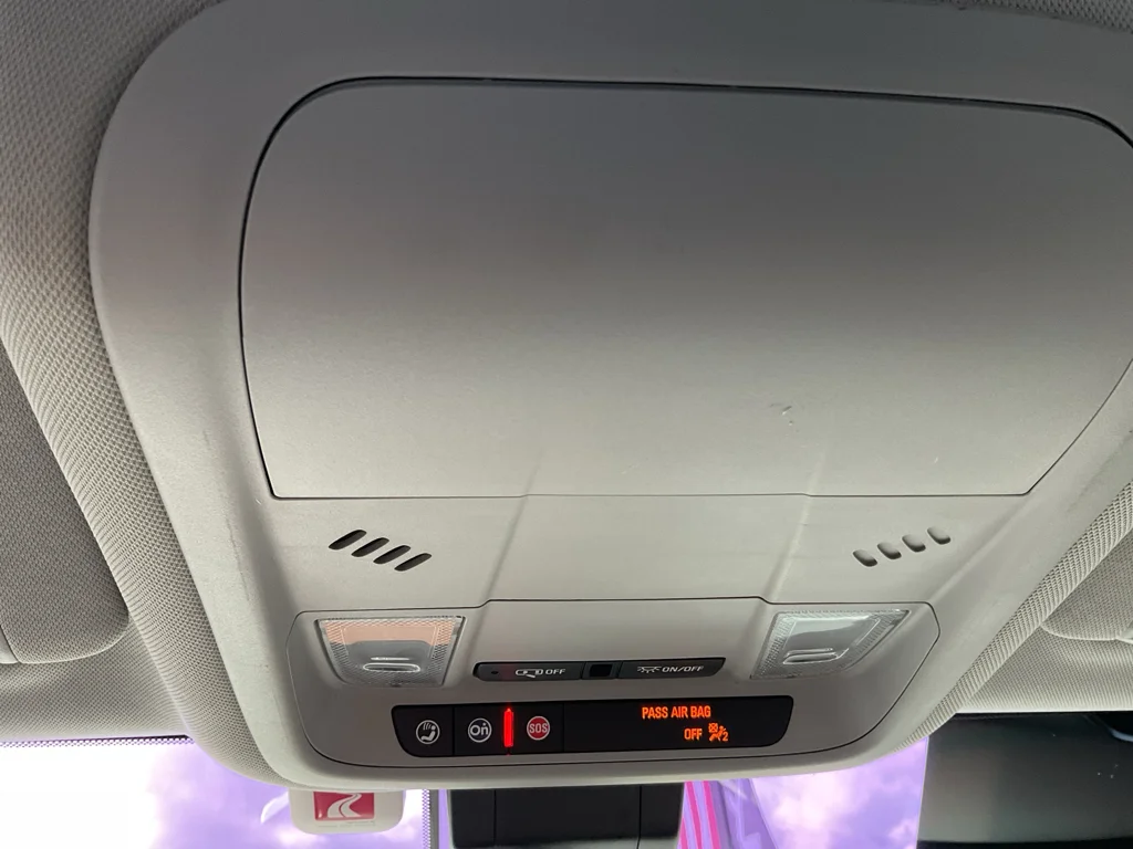 Used 2021 Summit White Chevrolet LS image 21