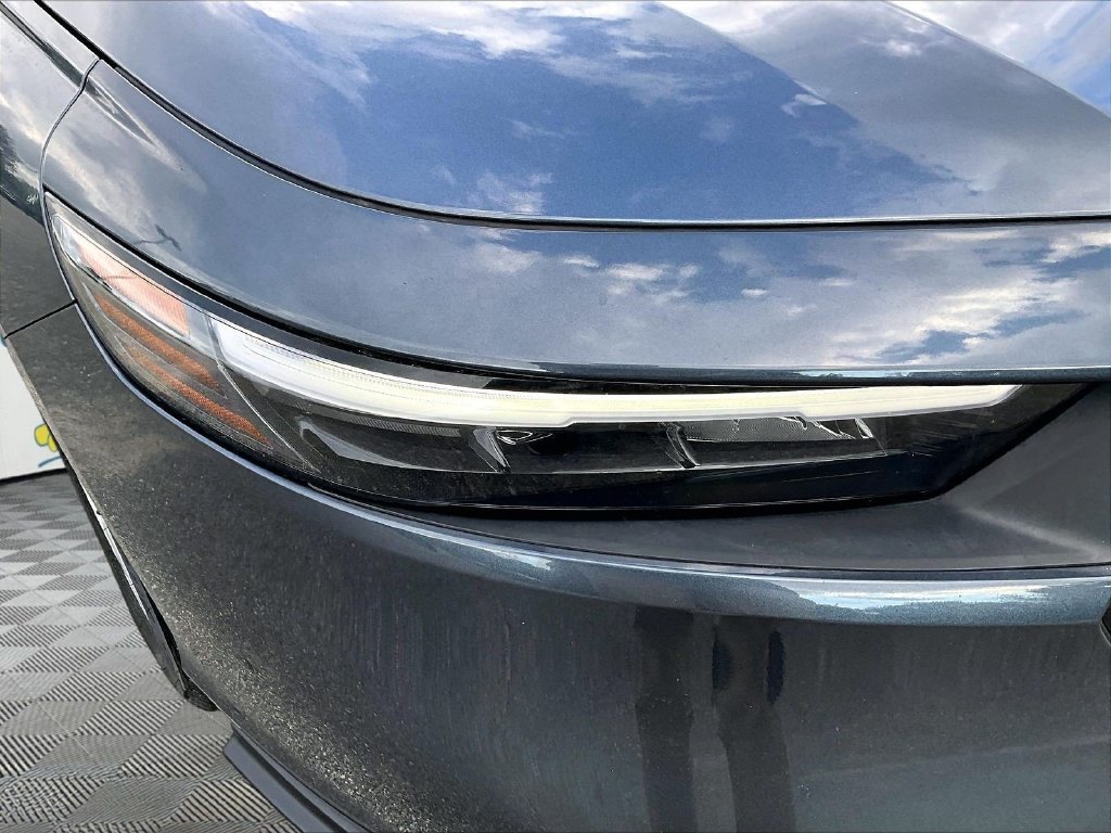 Used 2024 Gray Honda LX image 31