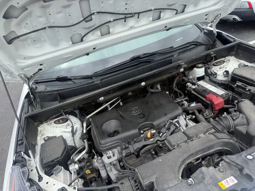 Used 2019 White Toyota XLE image 54