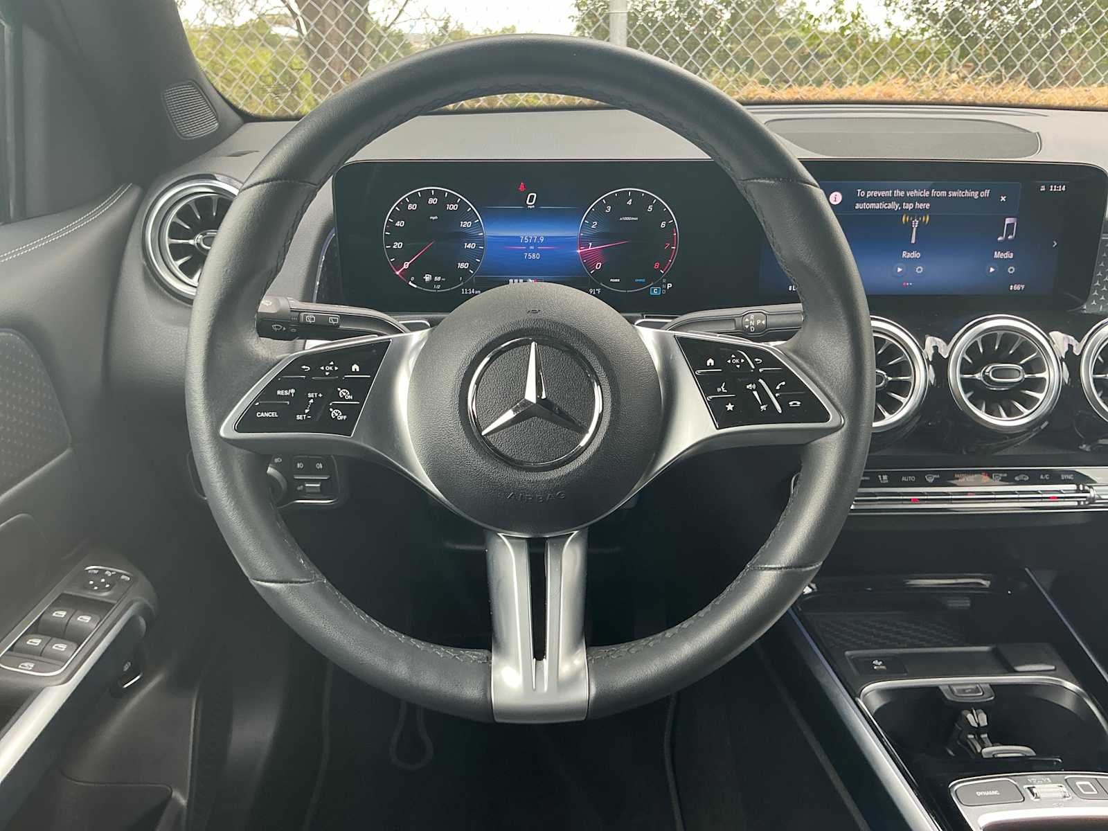 Used 2026 Night Black Mercedes-Benz GLB 250 image 21