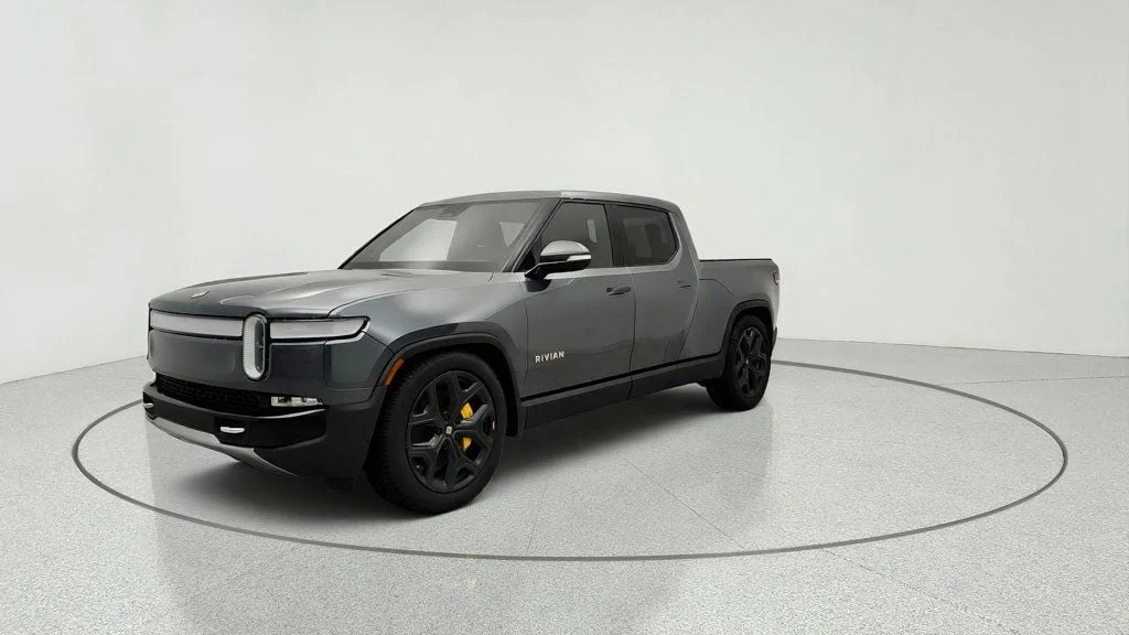 2022 Rivian R1T Adventure's photo