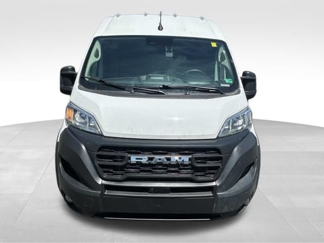 Used 2025 White Ram High Roof image 10